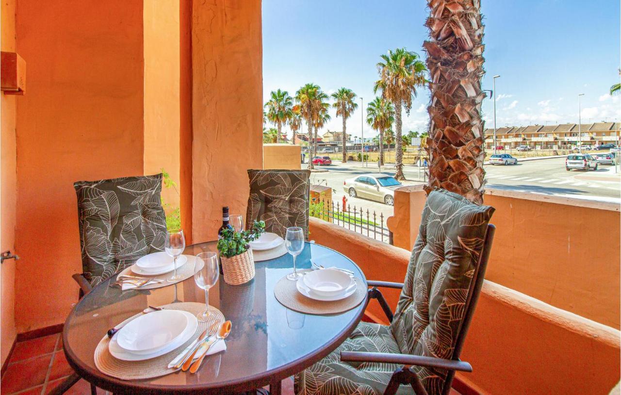 Amazing Apartment In Los Alcazares With Kitchen מראה חיצוני תמונה