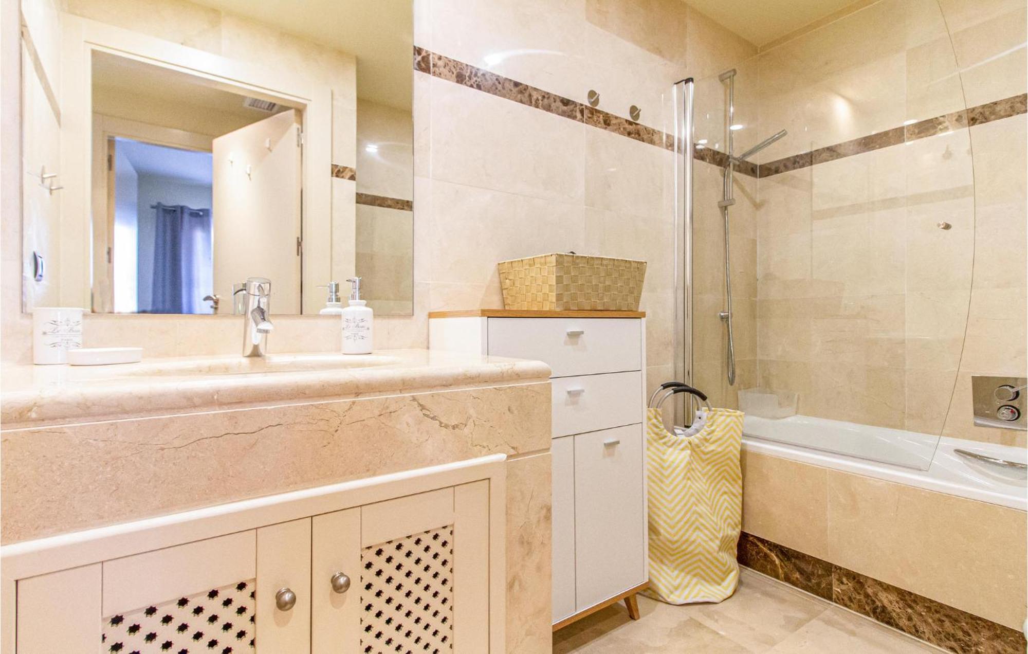 Amazing Apartment In Los Alcazares With Kitchen מראה חיצוני תמונה
